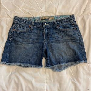 27 Paige relaxed “boyfriend” jean shorts in Jimmy